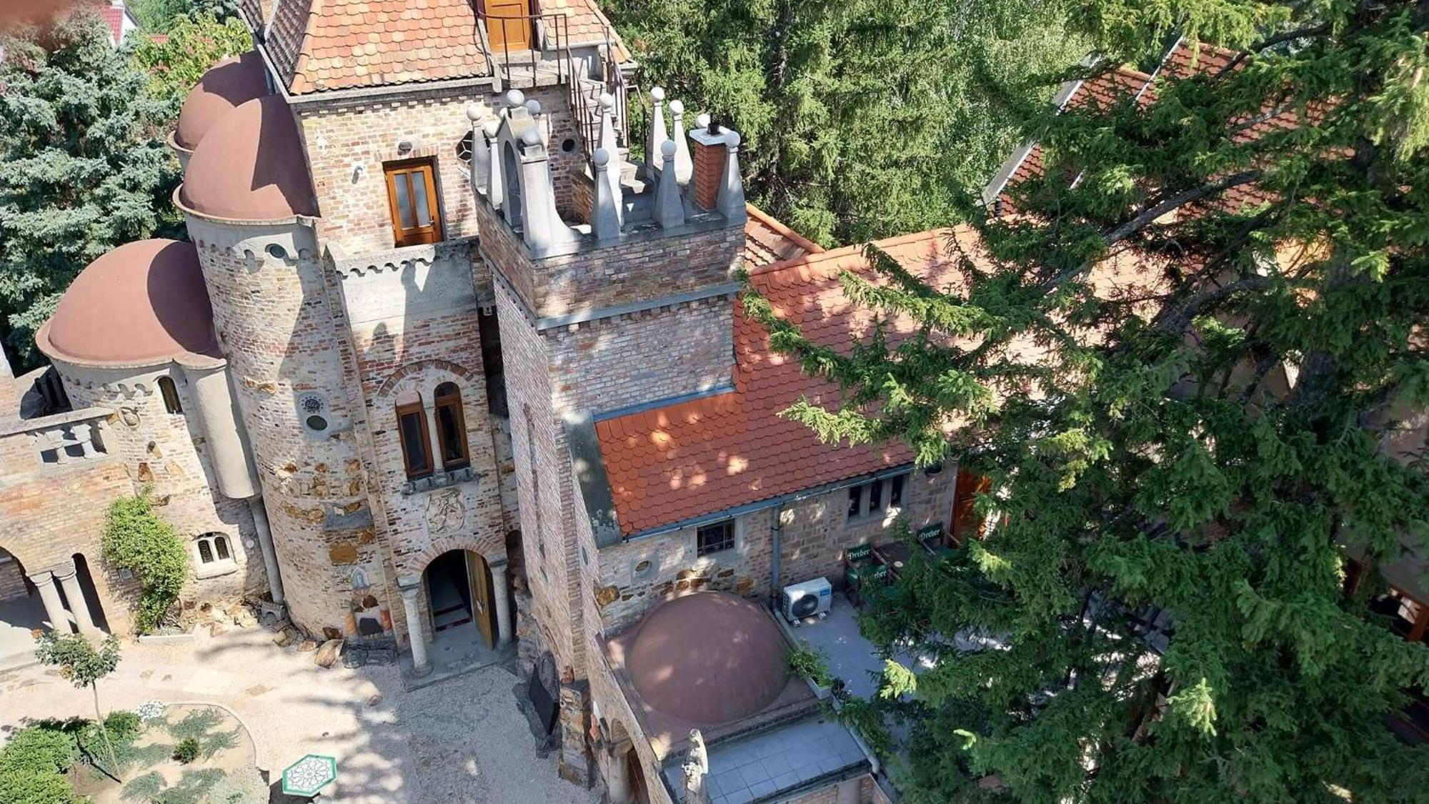 Korona Apartman Székesfehérvár Екстериор снимка